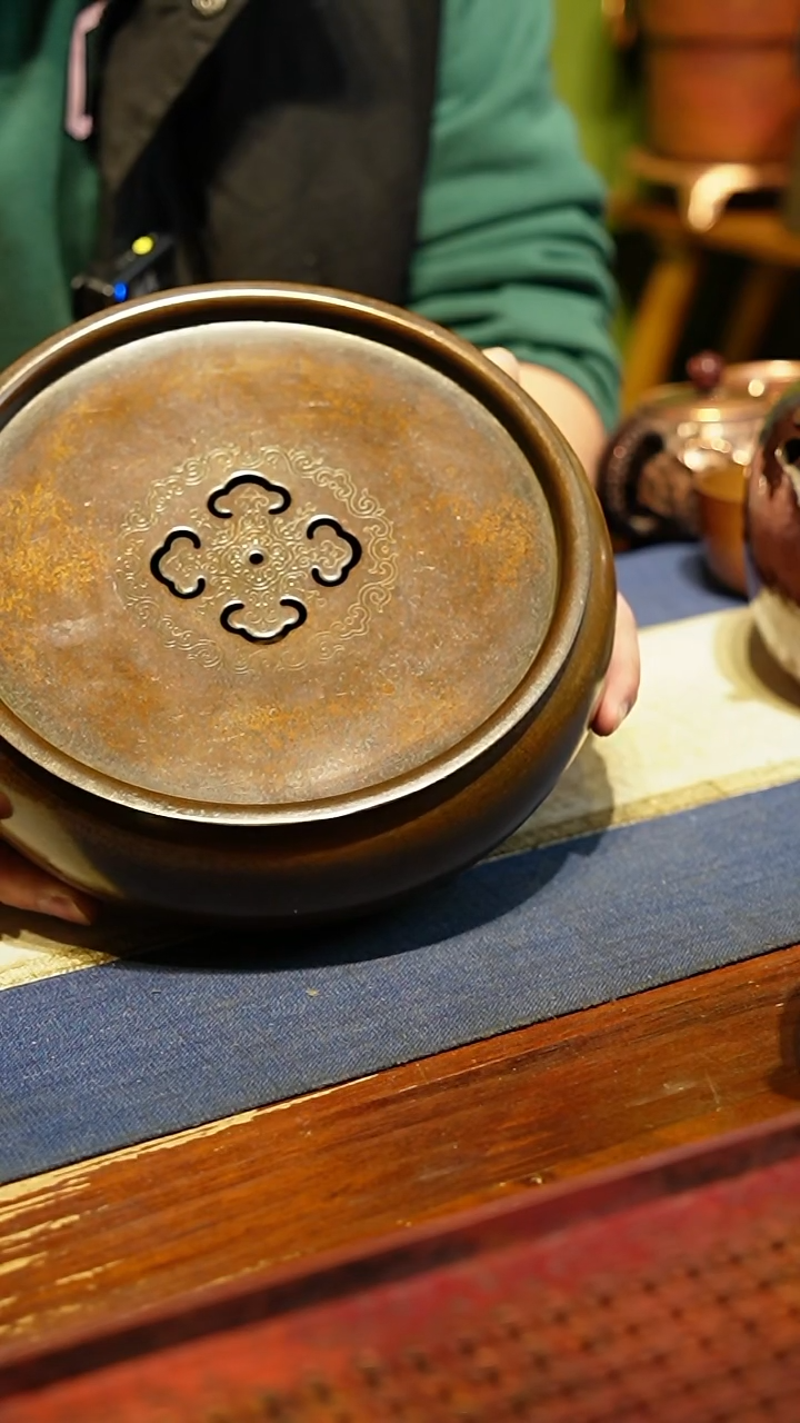 【闪购商品】18CM黄铜高壶承（冲之雅器）