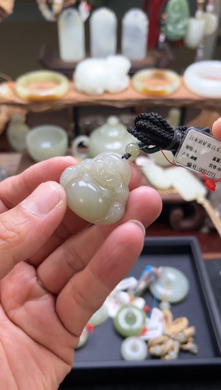 【闪购商品】和田玉吊坠未镶嵌D且末青白 31佛公9001771