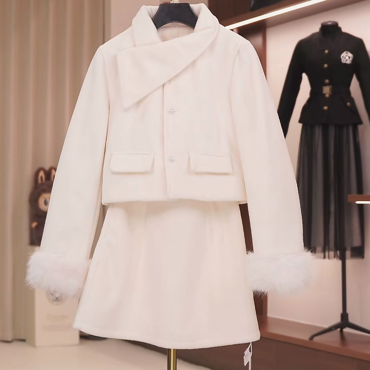 kk122千金风女时尚女士长袖毛呢外套西装保暖收口袖洋气