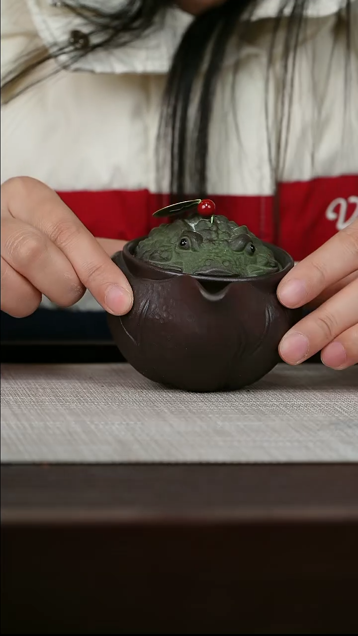 【闪购商品】宜兴原矿紫砂壶茶壶180C