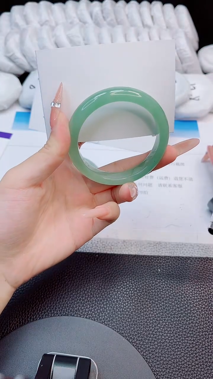 未镶嵌手镯石英质玉115-54
