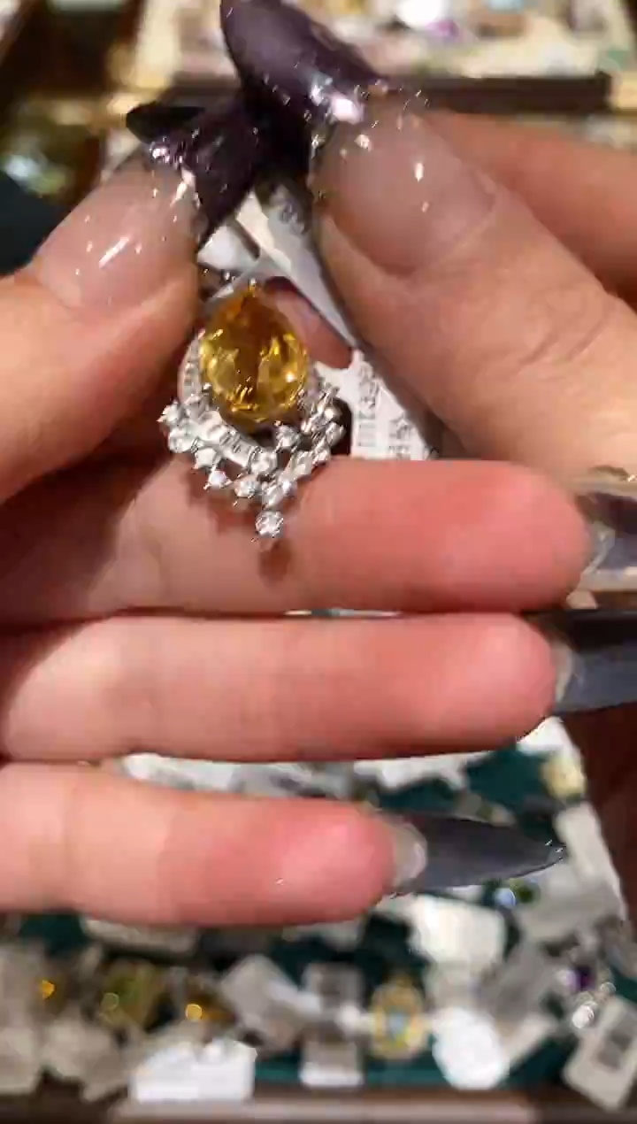 纯铜合金琉璃楚楚珠宝中古甄选不退换