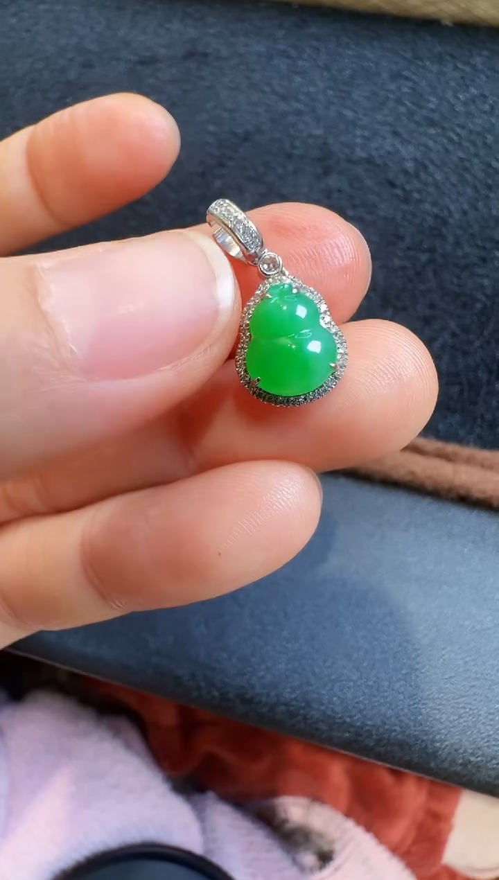 【闪购商品】翡翠颈饰18K金镶嵌00002900