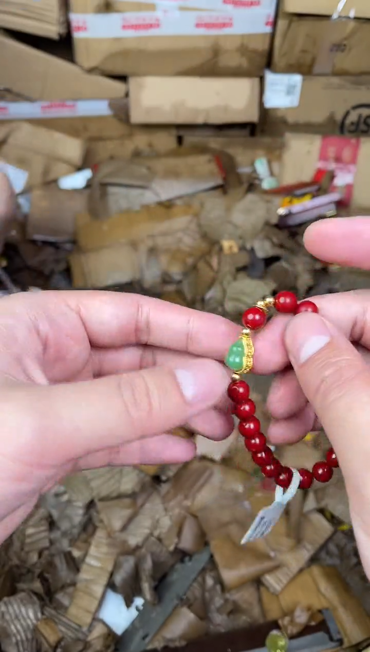 木质非金属捧月文创福利闪购商品无礼盒