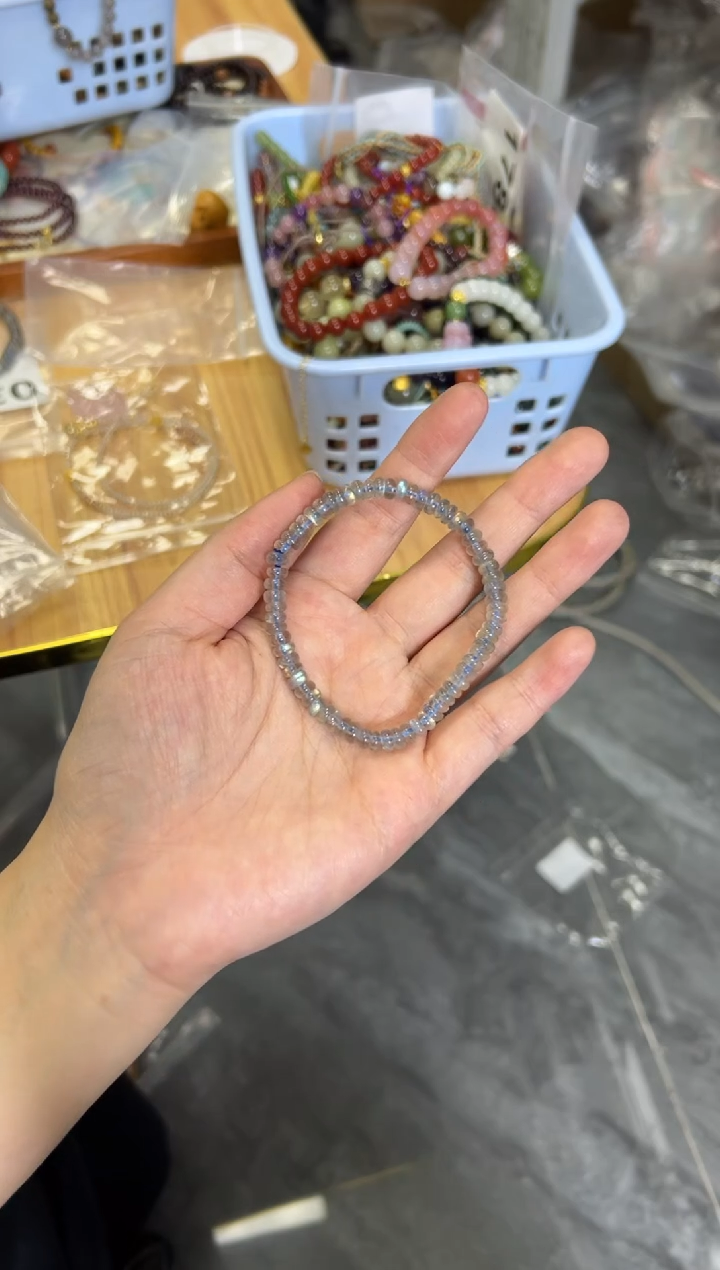 手链未镶嵌拉长石灰月光精工蝶珠款手链[2521]