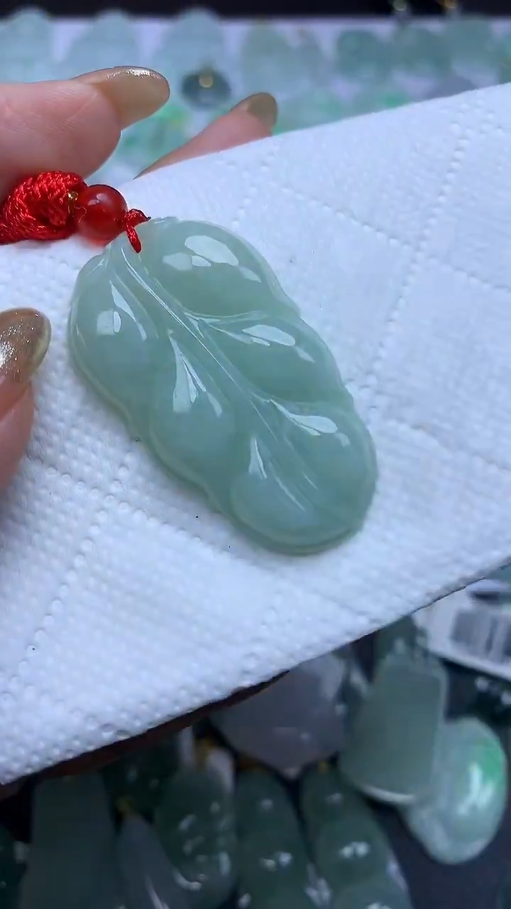 颈饰未镶嵌翡翠A货