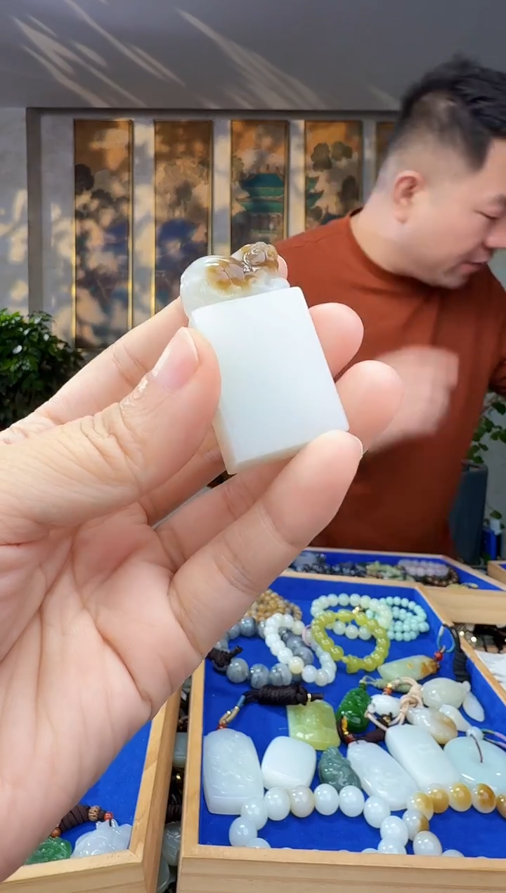 未镶嵌和田玉挂件拍一发一