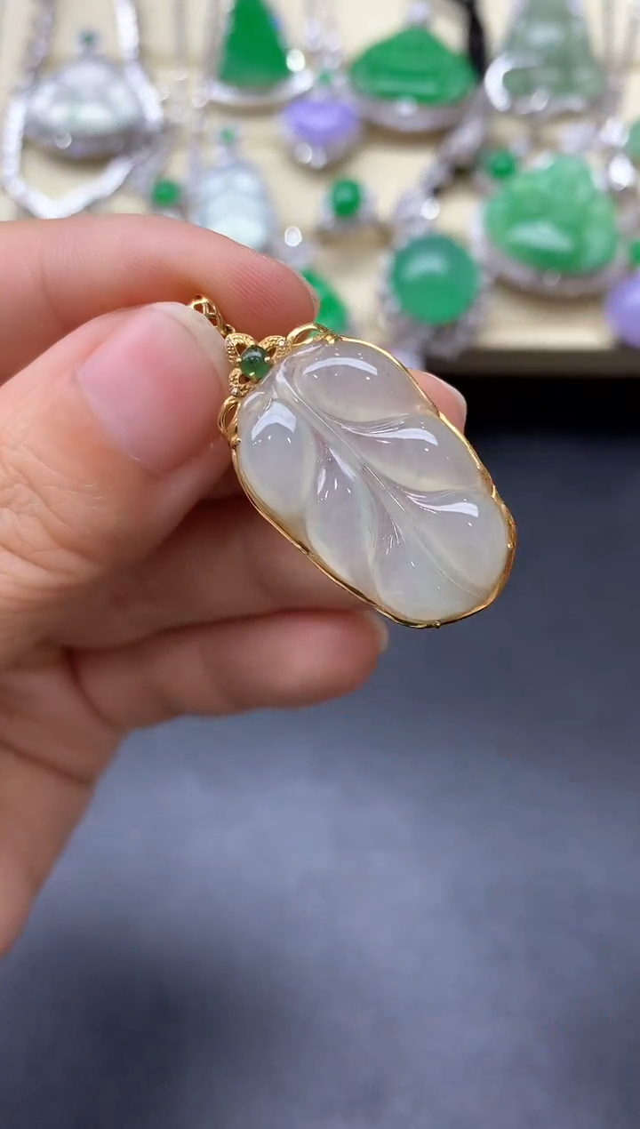 颈饰18K金镶嵌翡翠201-中国好珍宝