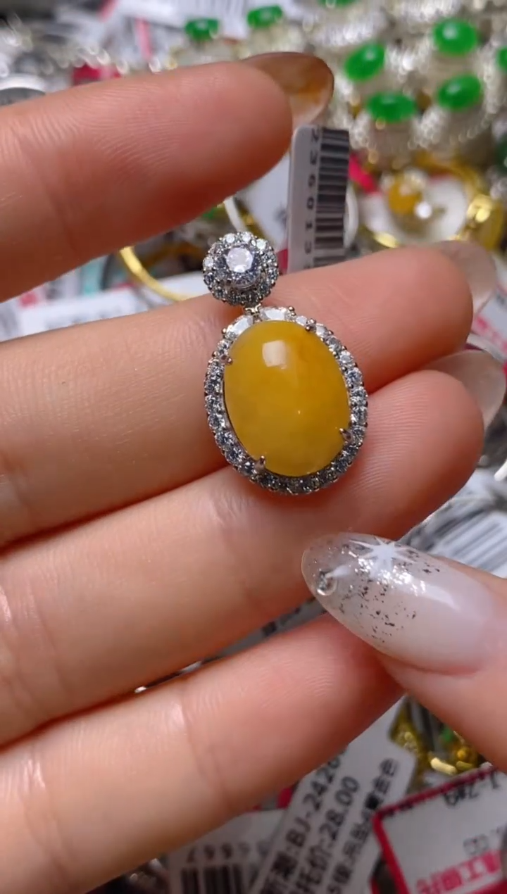 银S925镶嵌戒指翡翠百内无证书