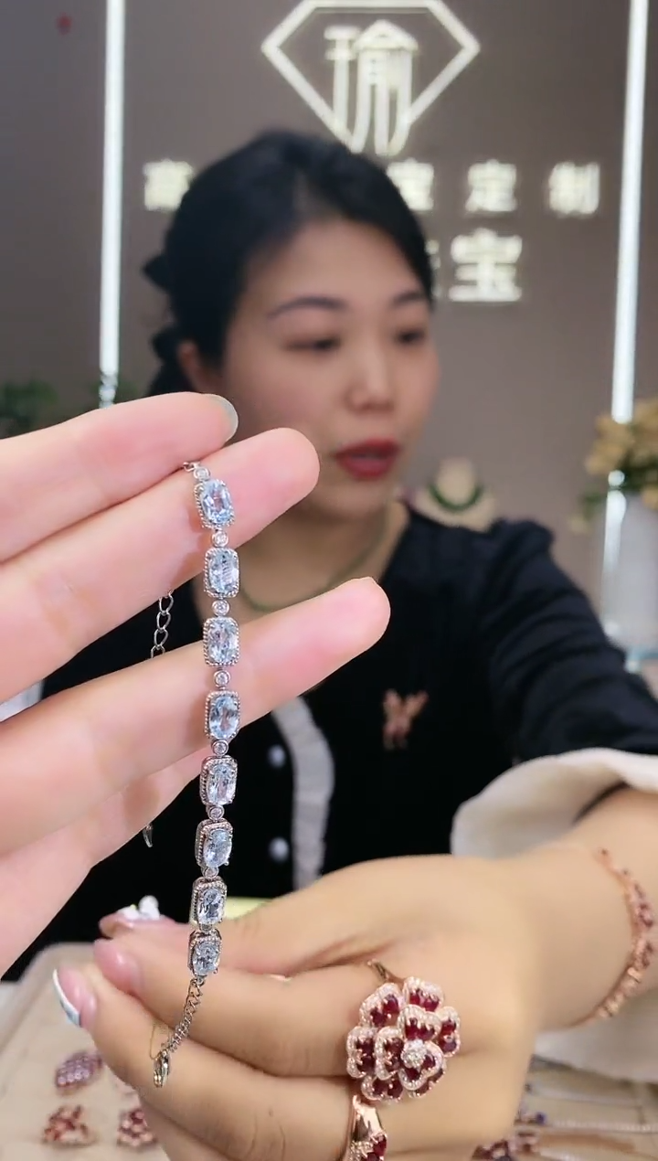 【闪购商品】海蓝宝石手链银S925镶嵌手链