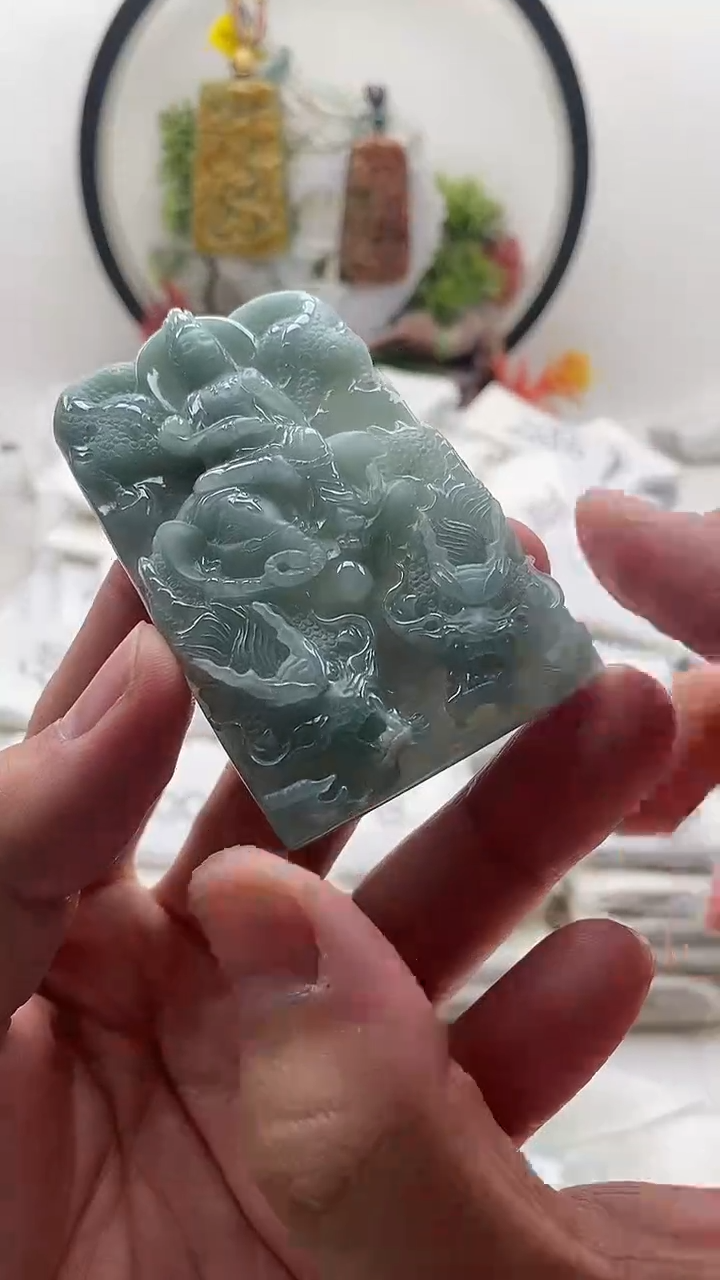 颈饰未镶嵌翡翠普贤