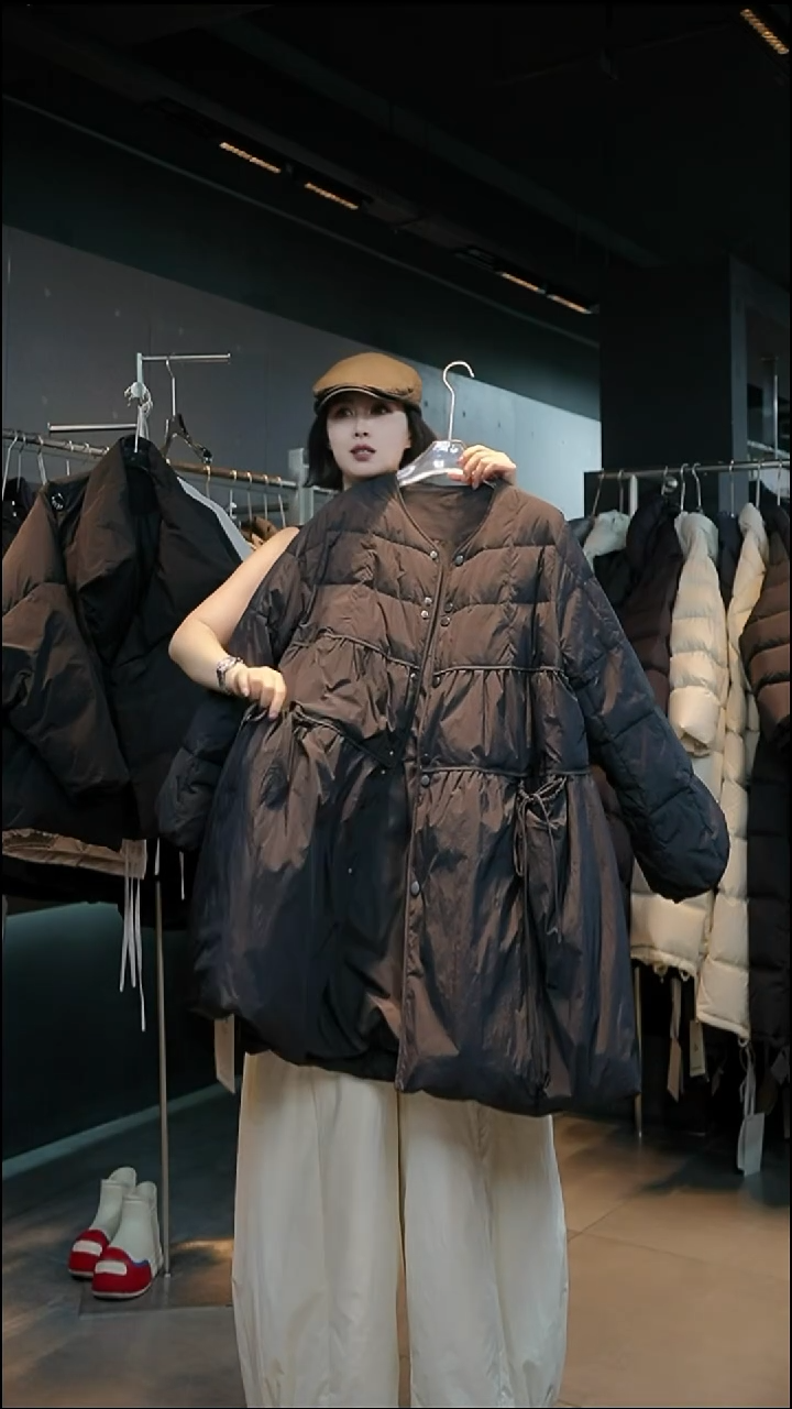 黑色羽绒外套黑色羽绒外套