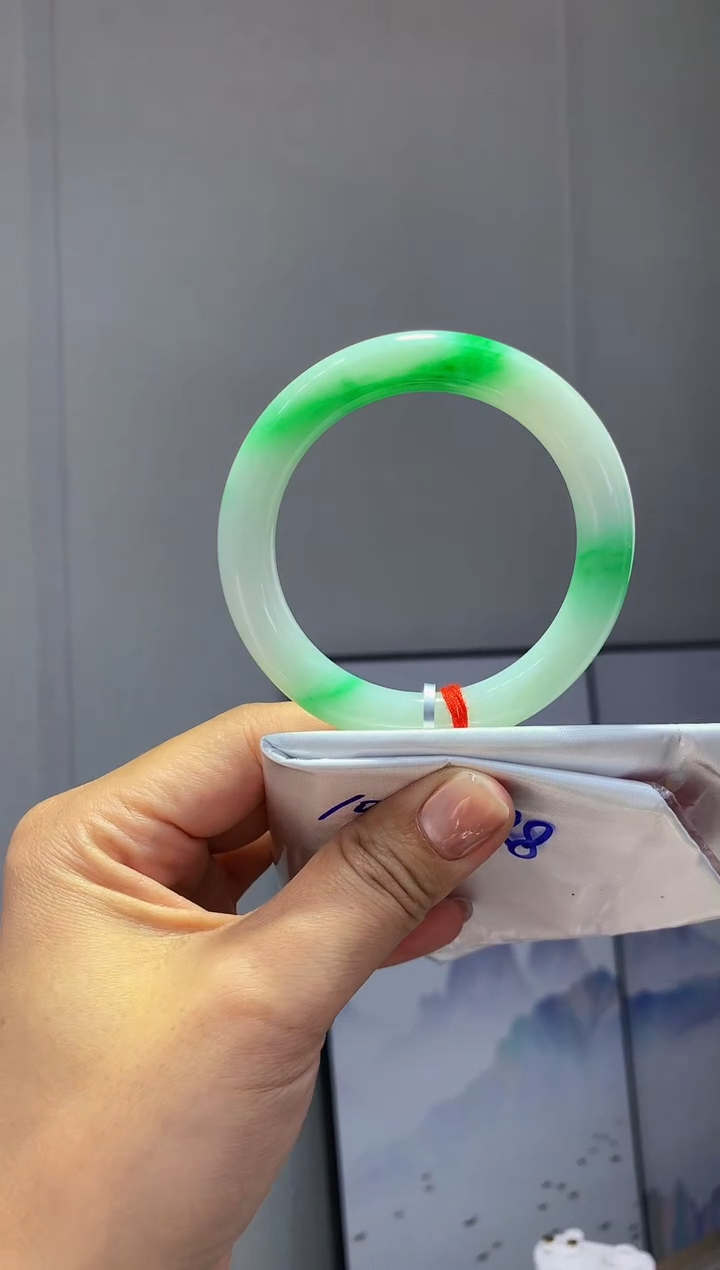 翡翠手镯未镶嵌k77翡翠手镯