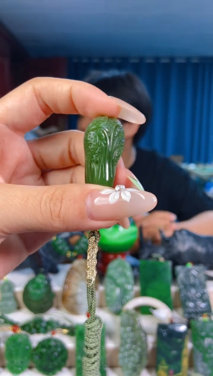 和田玉未镶嵌挂件1