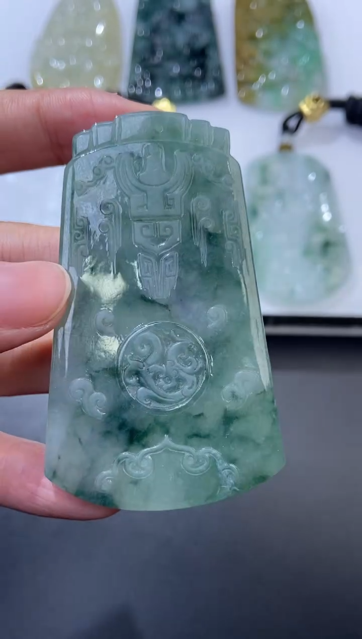 未镶嵌挂件翡翠往****g213123