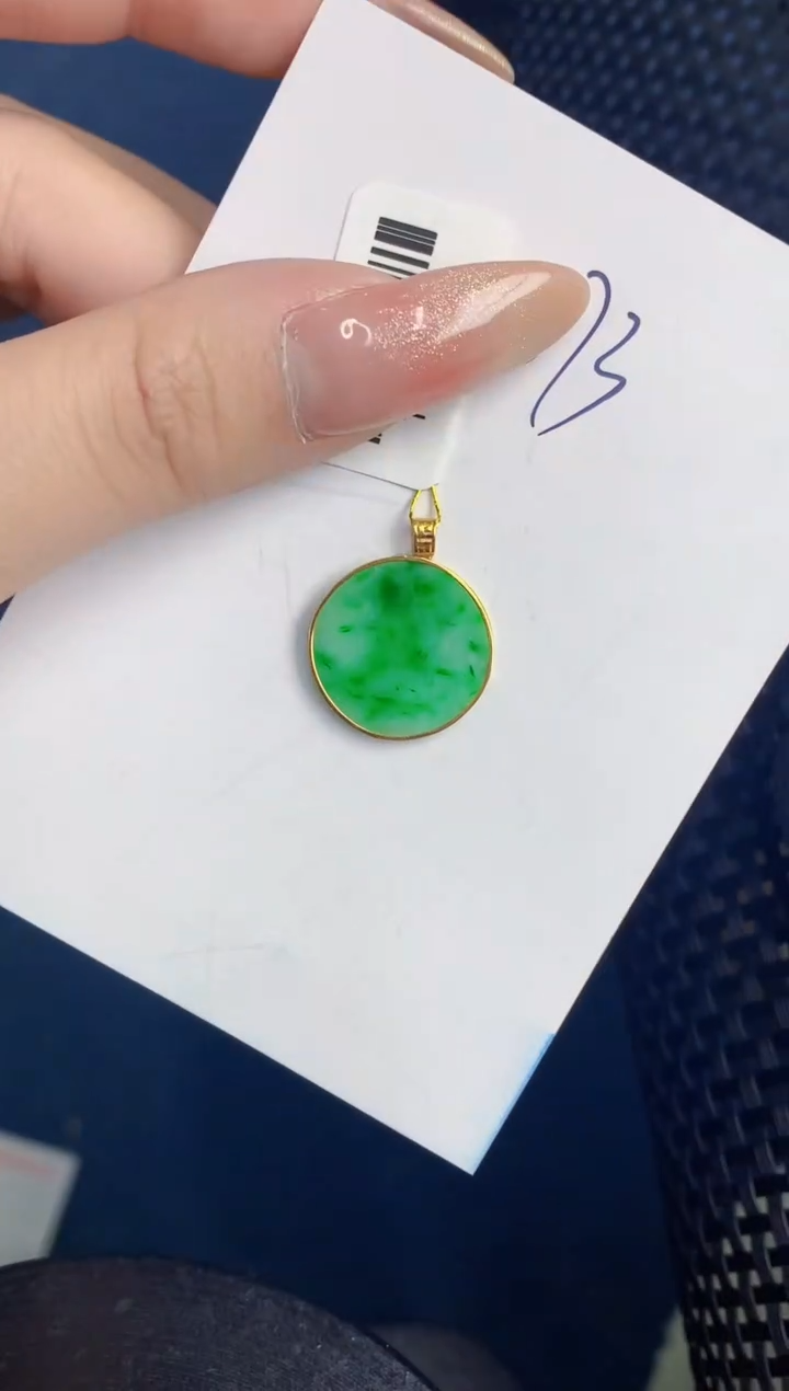 【闪购商品】翡翠颈饰18K金镶嵌000000000