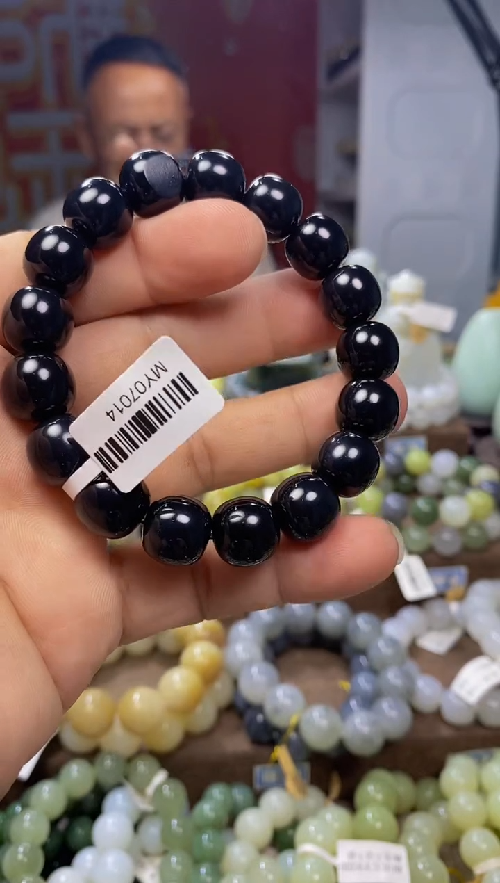 未镶嵌手链和田玉1