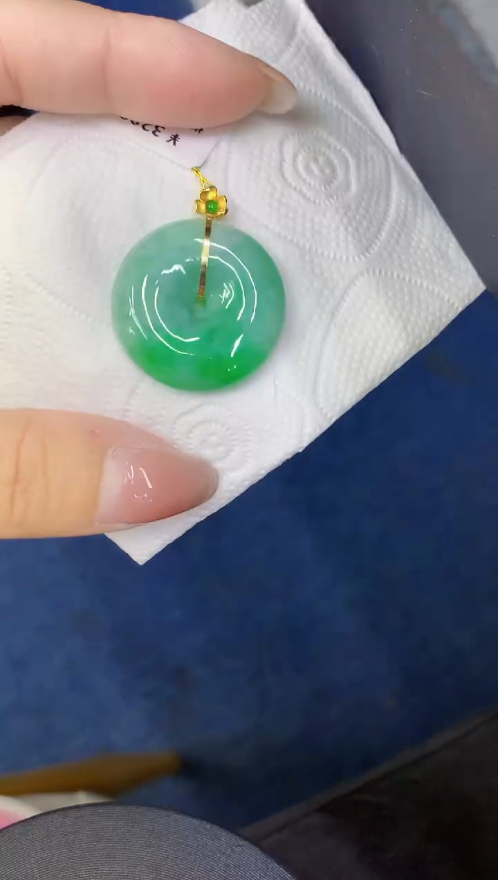颈饰18K金镶嵌翡翠缅甸天然翡翠a货