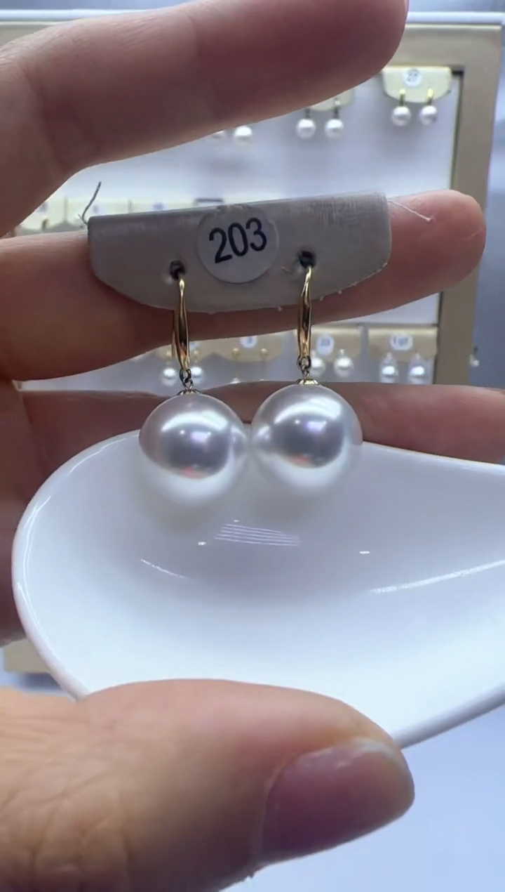 【闪购商品】淡水珍珠耳饰18K金镶嵌203