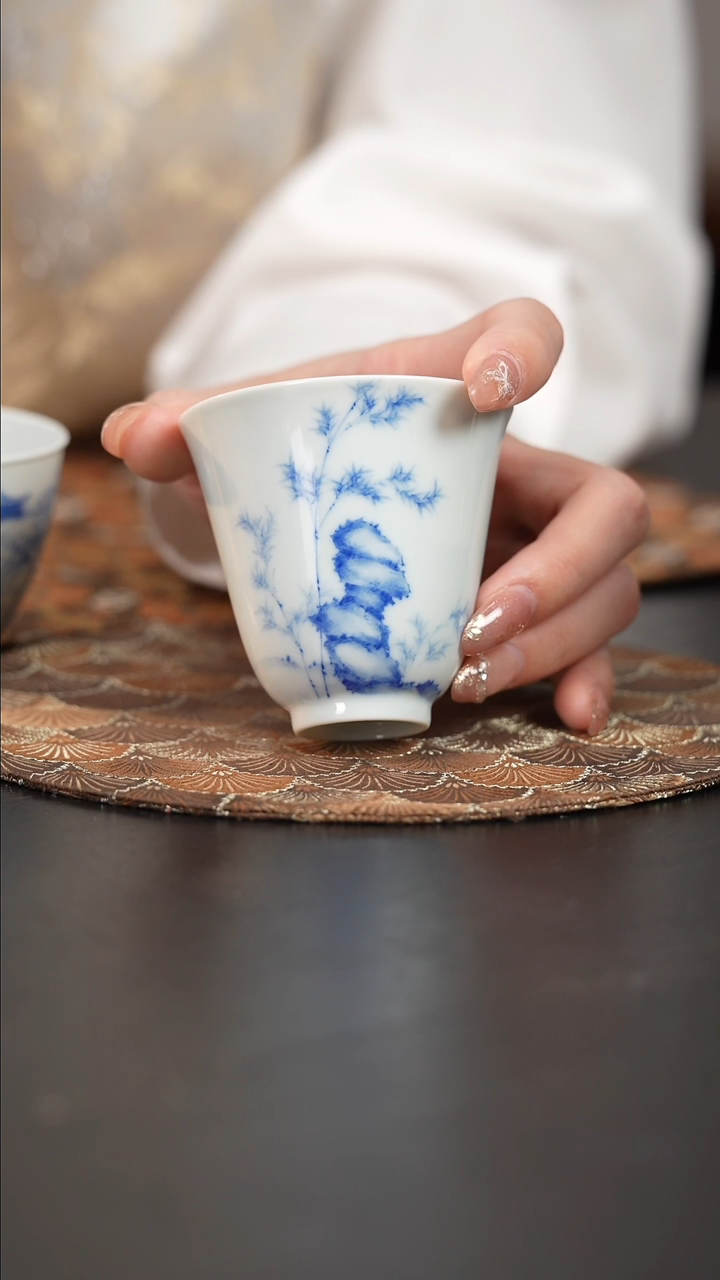 【闪购商品】杯恒垣山房青花竹子