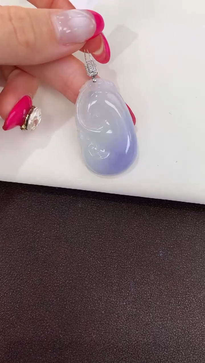 颈饰18K金镶嵌翡翠天然缅甸a货翡翠