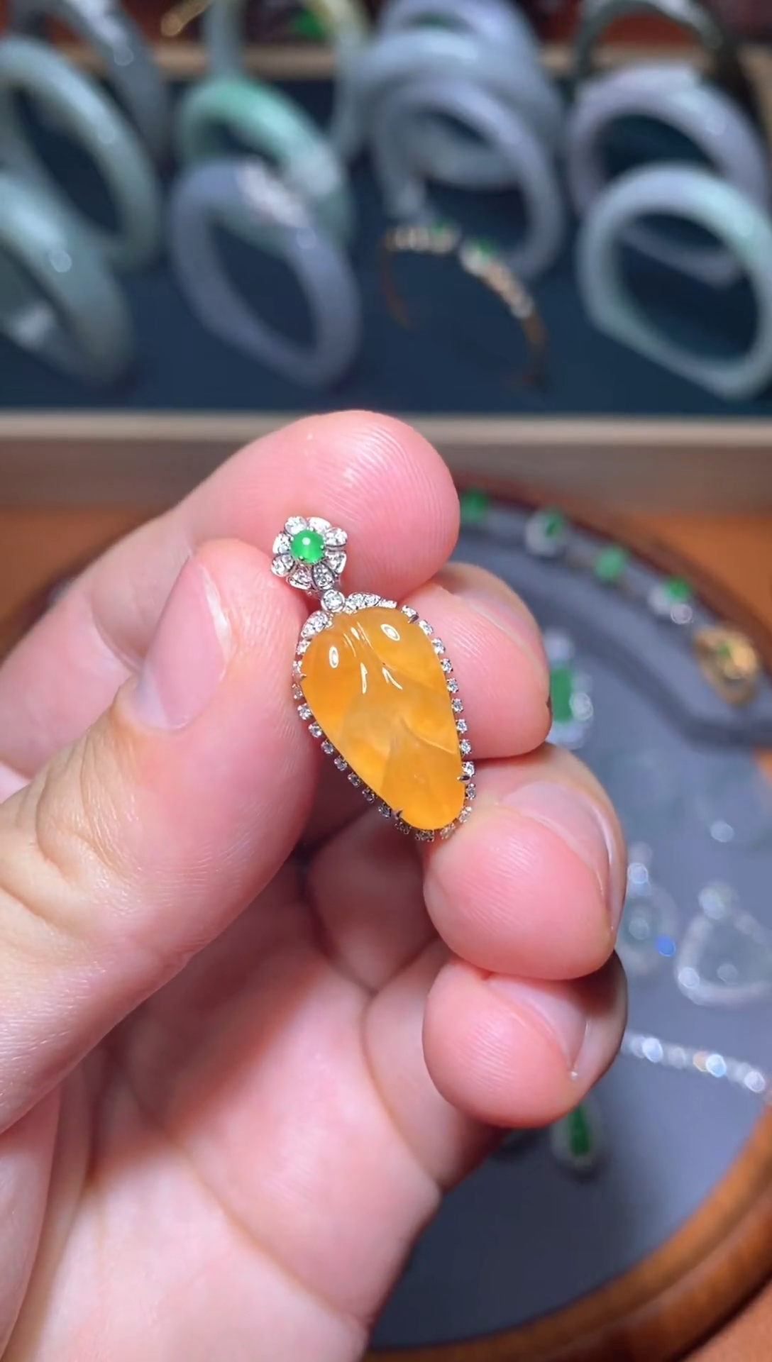 【闪购商品】翡翠颈饰18K金镶嵌/20/叶子