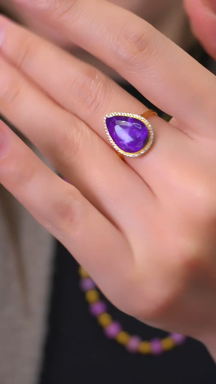 【闪购商品】苏纪石（舒俱来）戒指18K金镶嵌水滴