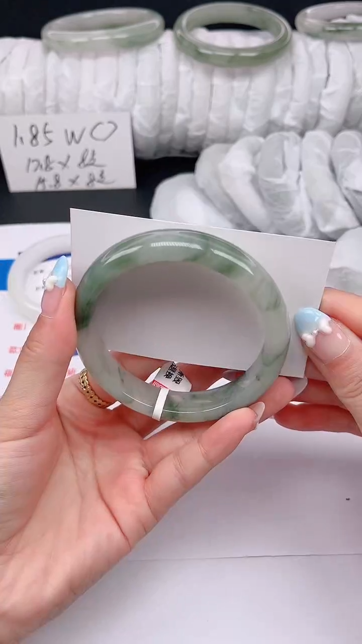 石英质玉手镯未镶嵌304-60/61