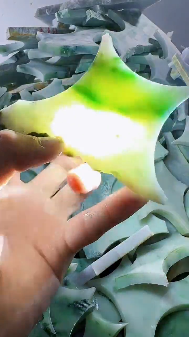 裸石翡翠缅甸翡翠A货文2567