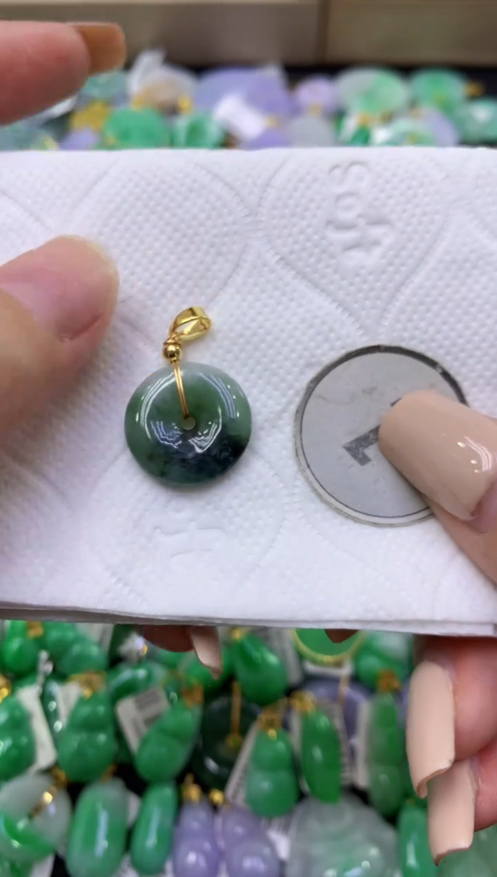 颈饰未镶嵌翡翠天然缅甸翡翠A货