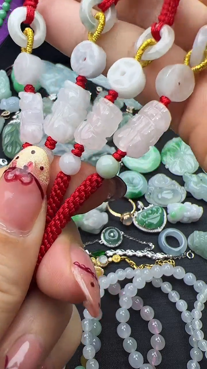 未镶嵌手绳翡翠大人款貔貅多样性发其一