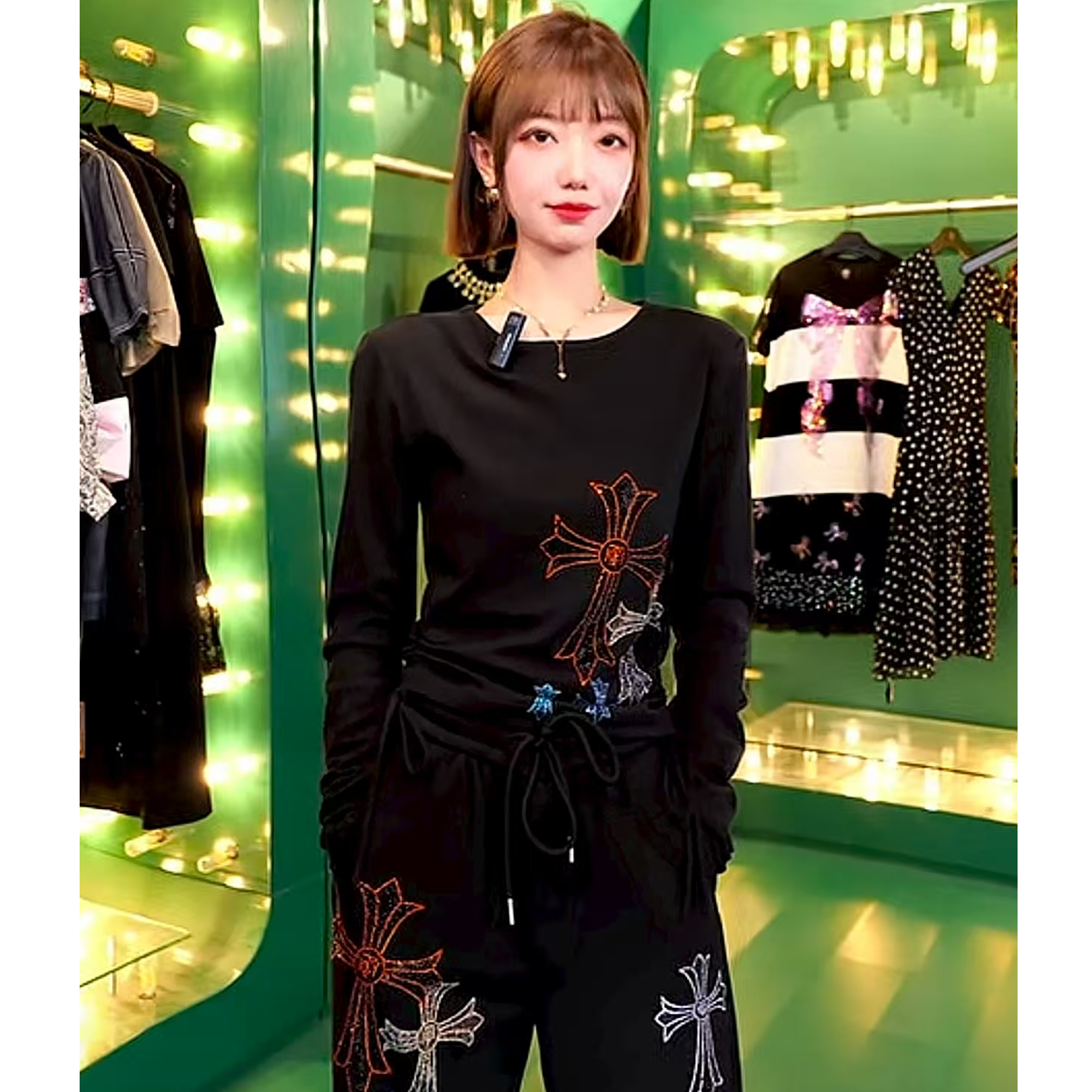 TCH轻奢时尚潮牌紧身弹力纯欲慵懒风女装长袖打底衫T75C08E1000