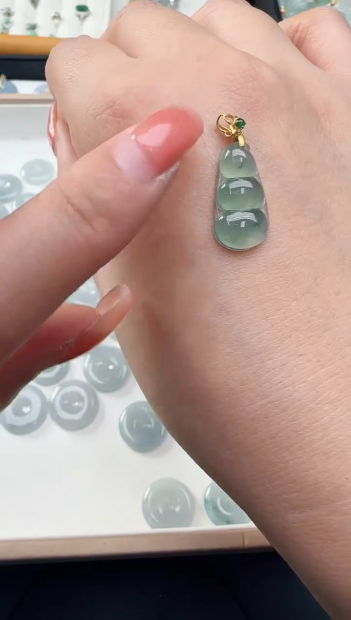 【闪购商品】翡翠颈饰18K金镶嵌TZG0118290