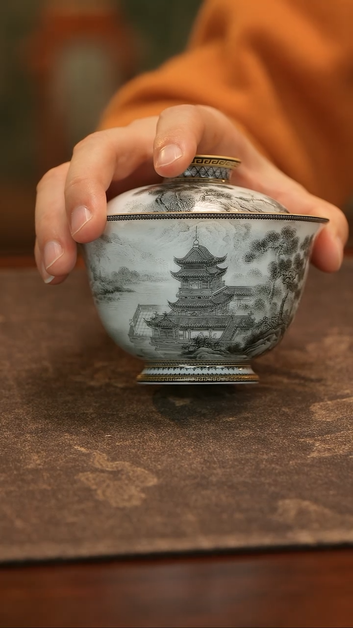 钱*贝手绘墨彩岳阳楼盖碗