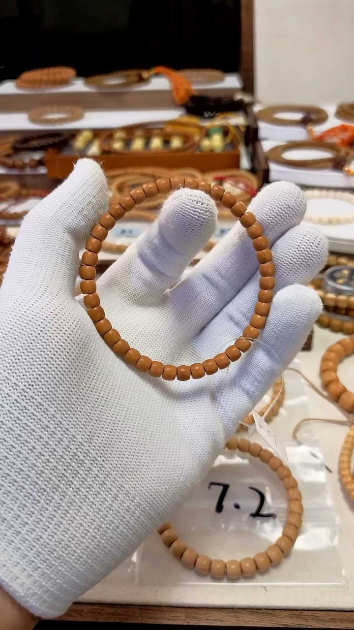 【闪购商品】橄榄核手串5.7老挝直切核尖手串