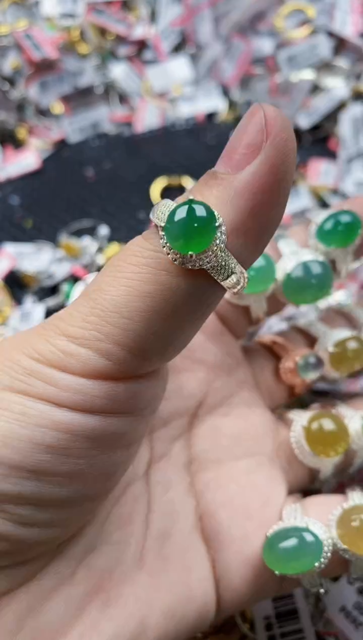 翡翠未镶嵌戒指55555---27
