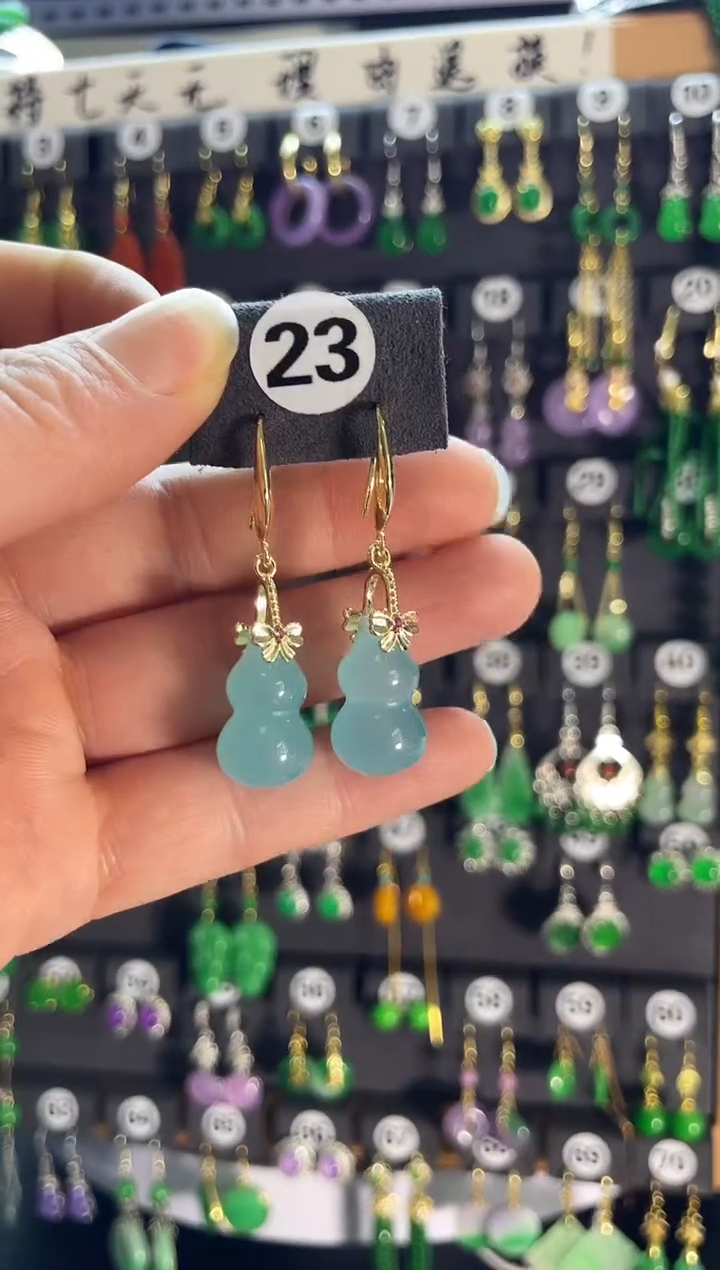 【闪购商品】翡翠耳饰银S925镶嵌23...