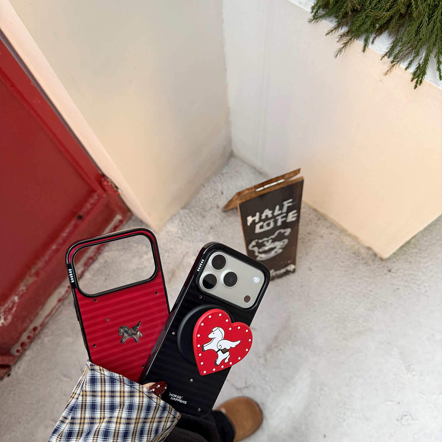 新年小飞马镜面磁吸黑框镜面轻薄适用于苹果手机壳全包抗摔相机键