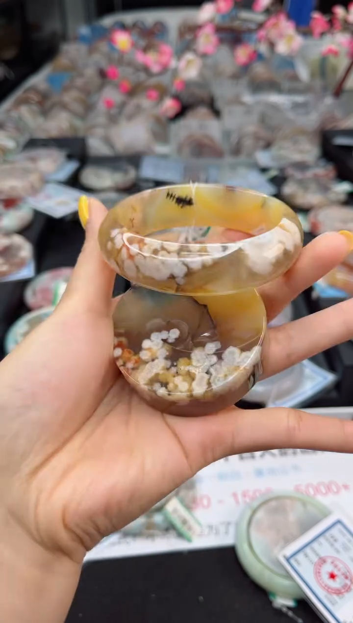 石英质玉未镶嵌手镯57圈口（赠送镯心）6681058