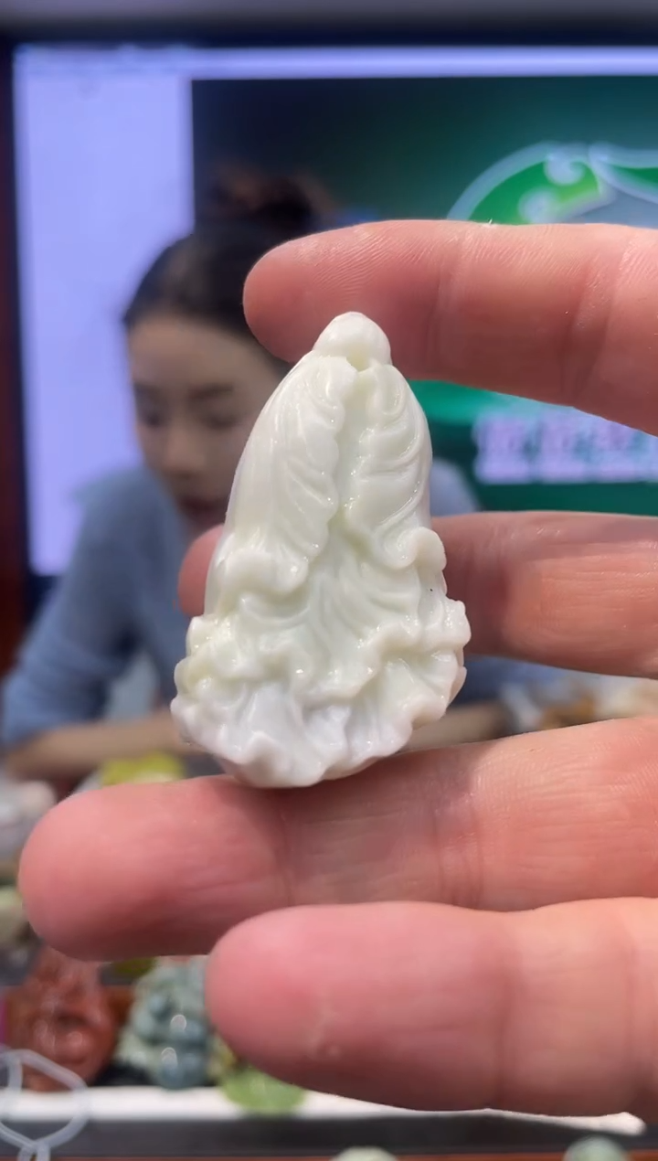 【闪购商品】岫玉吊坠未镶嵌·多样性发货*拍一发一