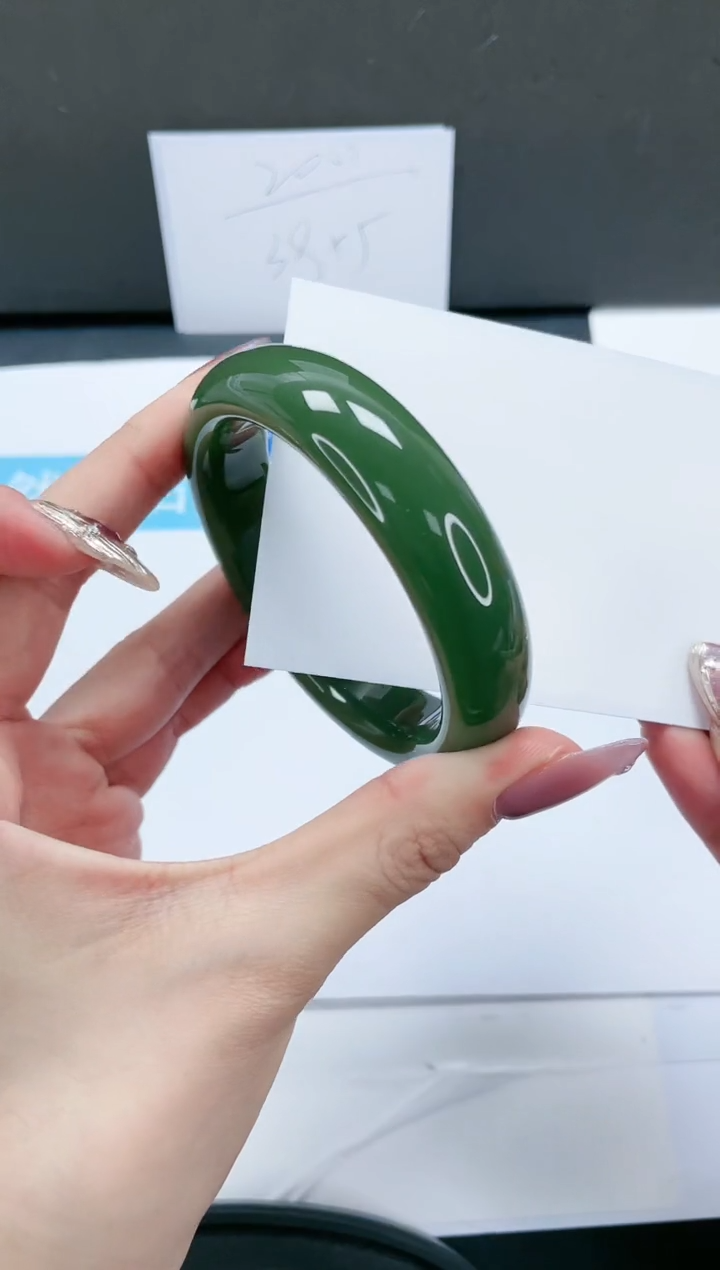 【闪购商品】石英质玉手镯未镶嵌50-57.9