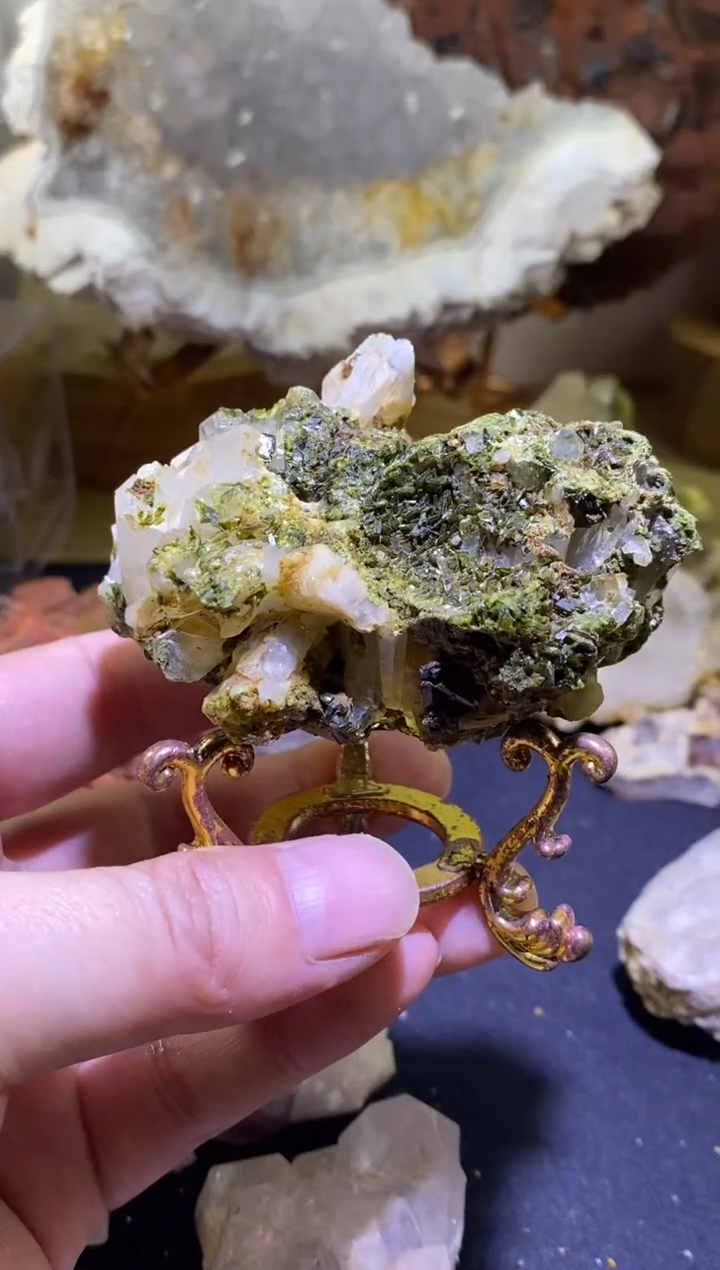 未镶嵌珠宝半成品水晶86号128g四川美姑超七花园水晶