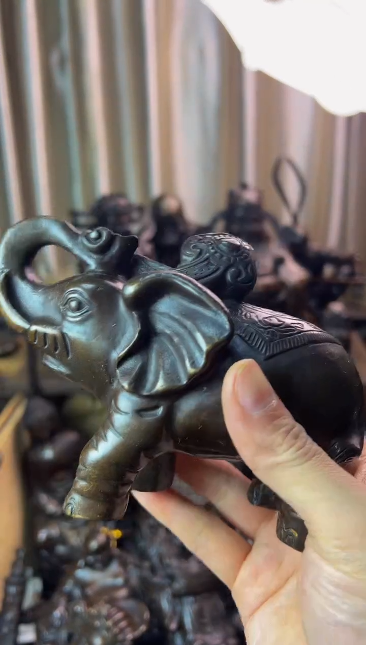 【闪购商品】1吉祥象一对 案台 摆件 工艺品