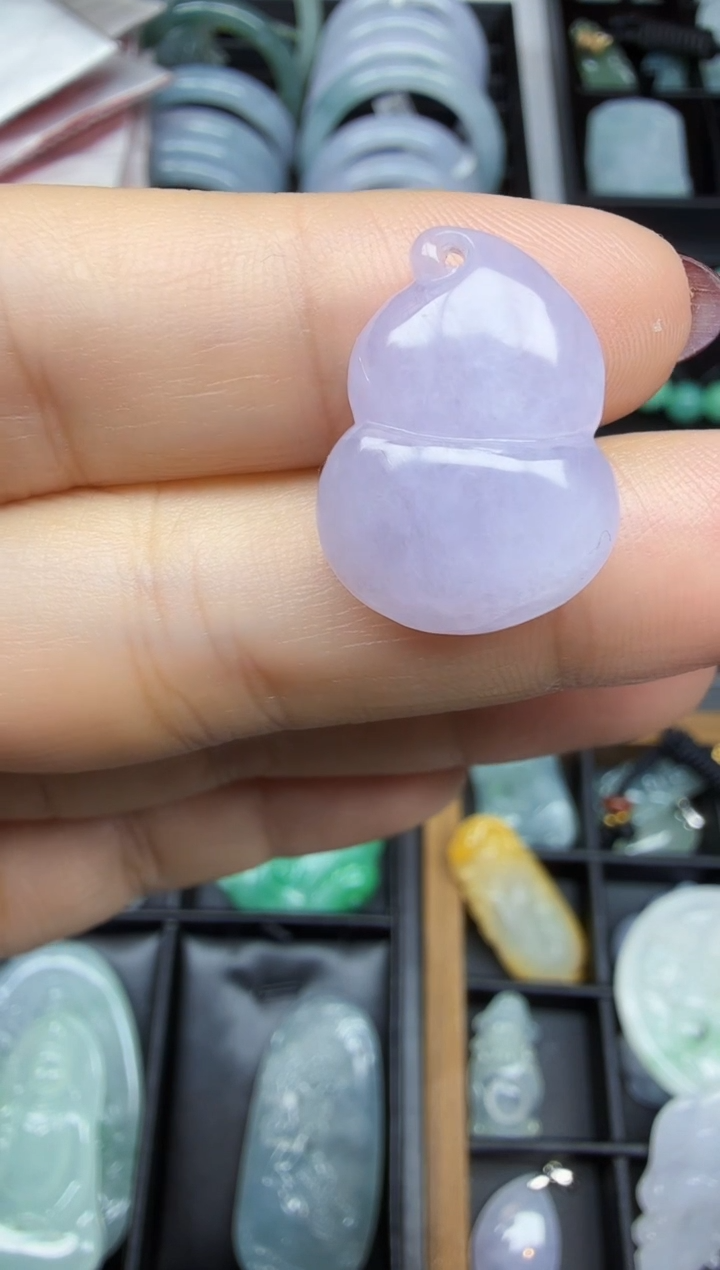 【闪购商品】翡翠颈饰未镶嵌紫葫芦