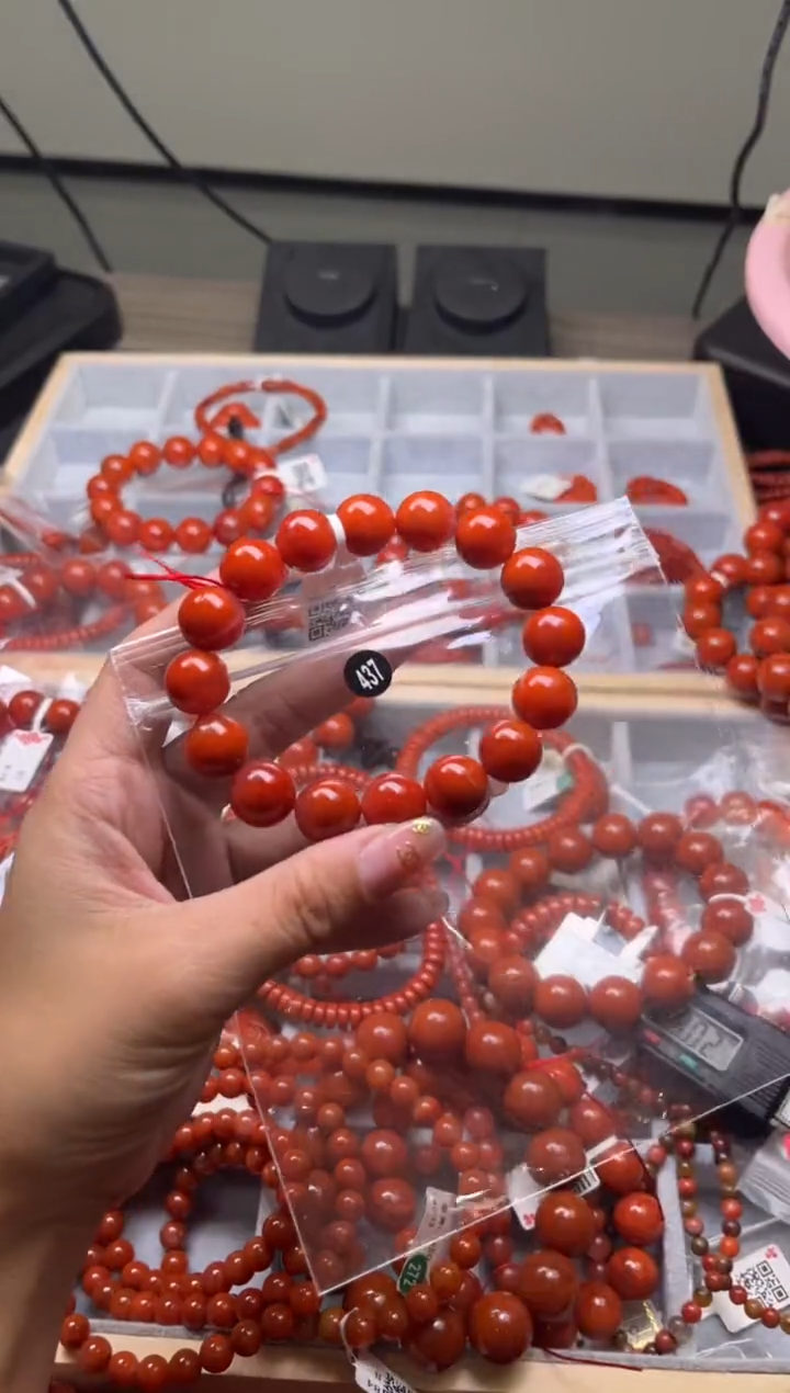 【闪购商品】南红玛瑙珠宝奇石未镶嵌437-13