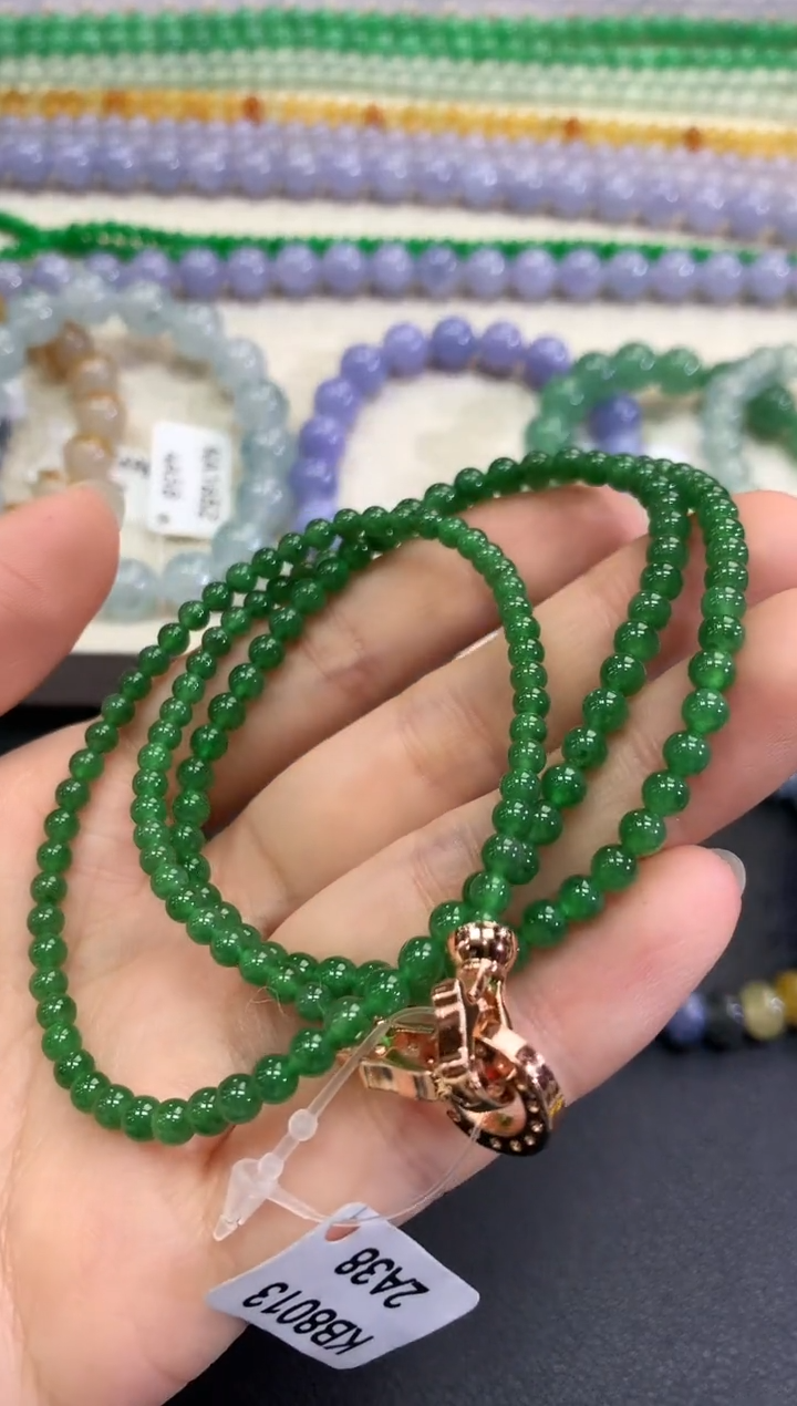 【闪购商品】翡翠手串未镶嵌D39     