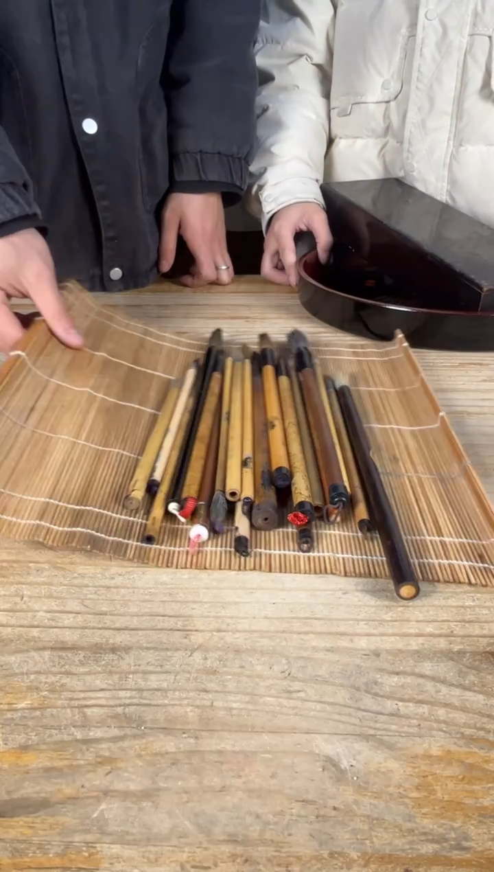 紫砂六****挺中古品默认微瑕 满18包邮