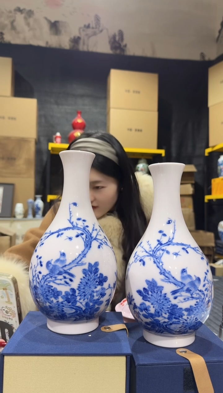 瓶陶瓷红稀王步锦鸡回头观音瓶（左右）+底座+礼盒