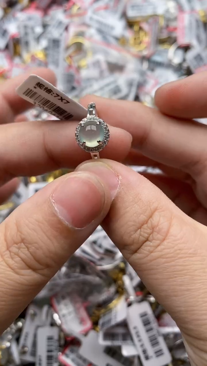 【闪购商品】翡翠戒指未镶嵌6666---1