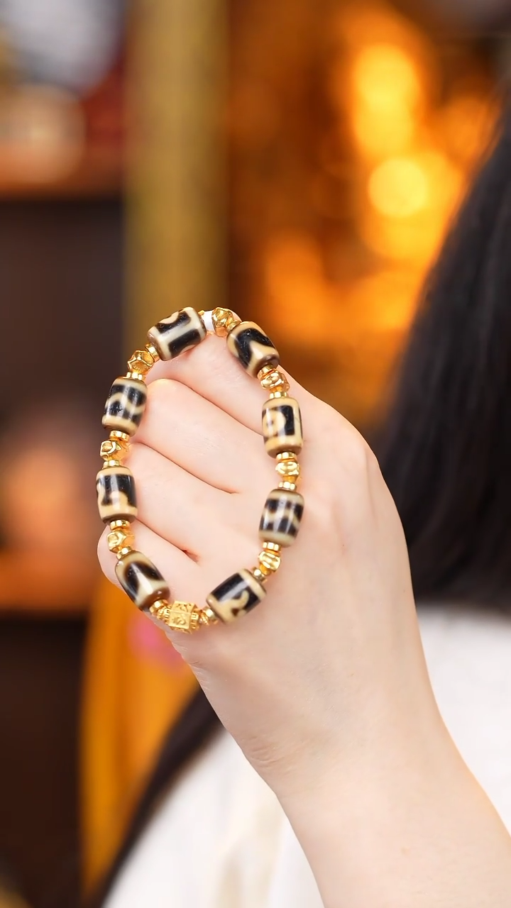 【闪购商品】玛瑙/玉髓颈饰银S925镶嵌Z27587多宝手串